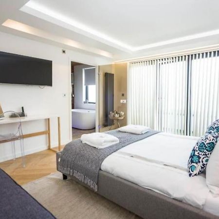 George24 - Spectacular, 5 Minutes To The Beach New Quay Eksteriør billede